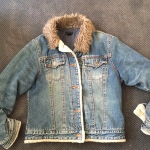 Lapis jean jacket with fuzzy collar